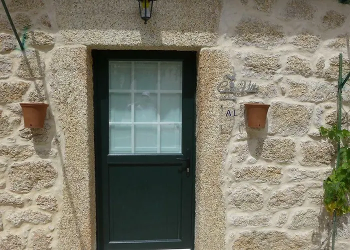 Casas Da Villa - Monsanto - Oliveira E Videira