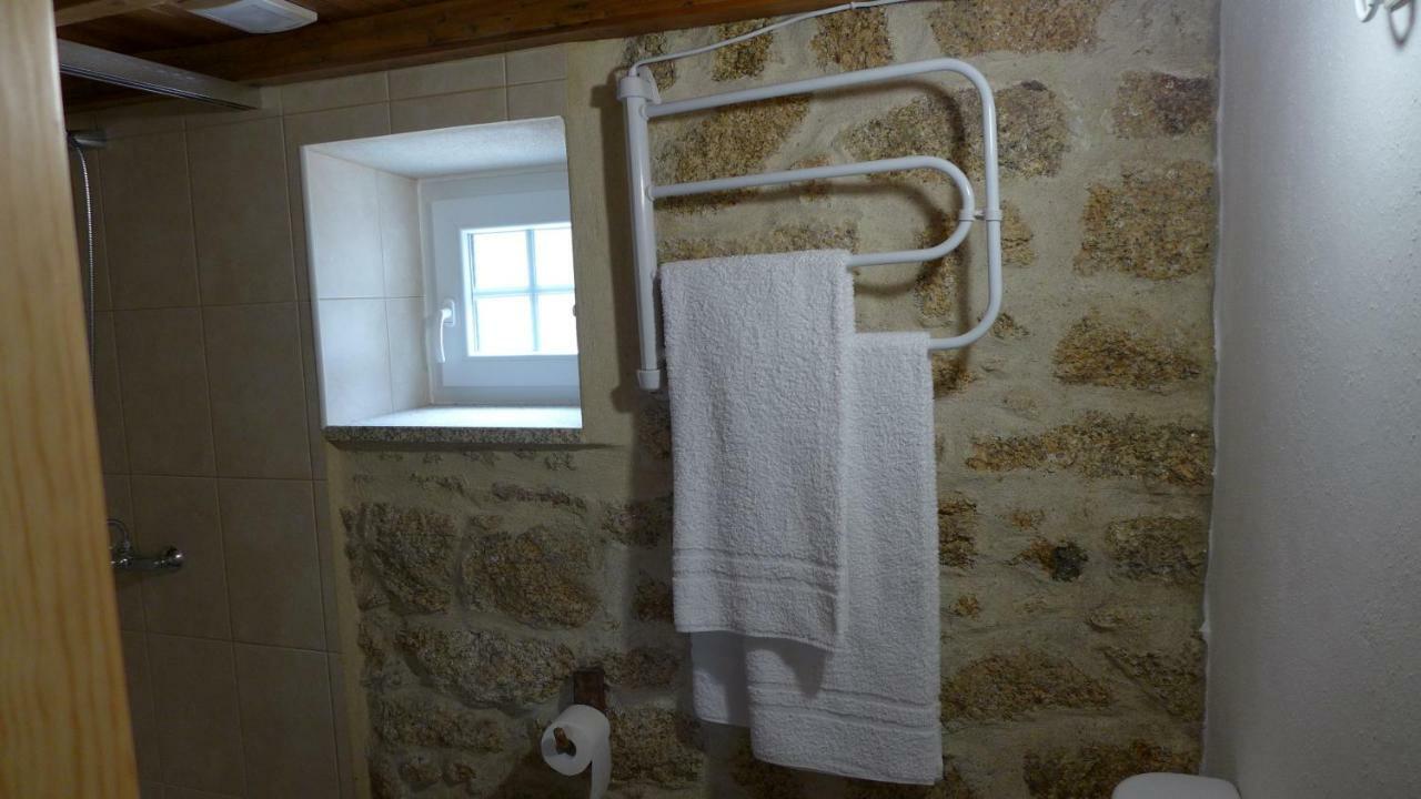 Casas Da - Monsanto - Oliveira E Videira * Relva (Castelo Branco)